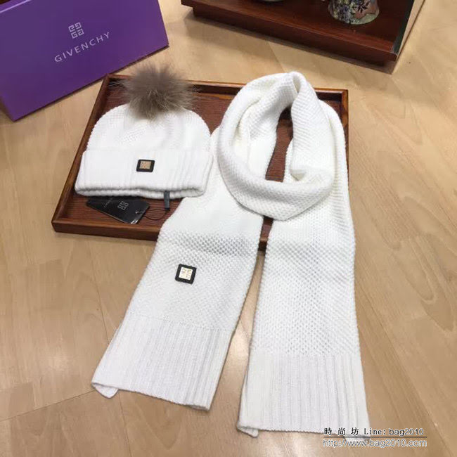 GIVENCHY紀梵希 新款 保暖又時尚兔絨加羊絨圍巾帽子套裝 LLWJ8721
